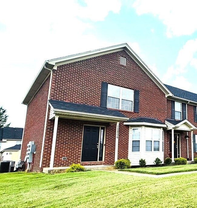 Building Photo - 12806 Lost Hill Walk