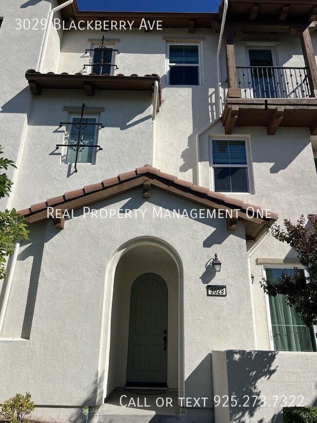 Photo - 3029 Blackberry Ave House