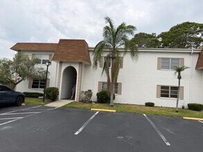 Building Photo - 341 S McMullen Booth Rd