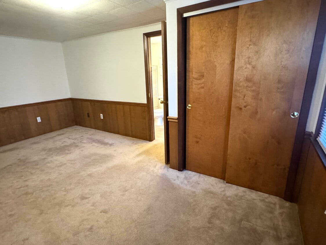 Photo - 15 W Worley Ave (Dayton, OH)