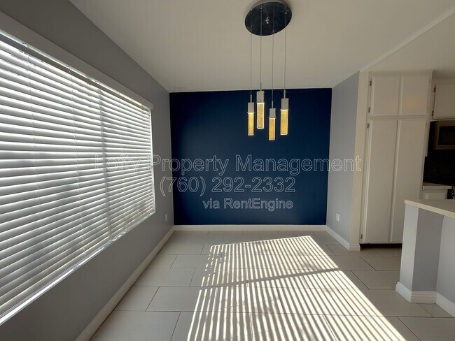 Foto del edificio - 450 W Vermont Ave