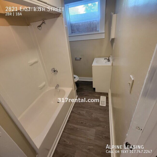 Foto del edificio - 2821 E 13th St