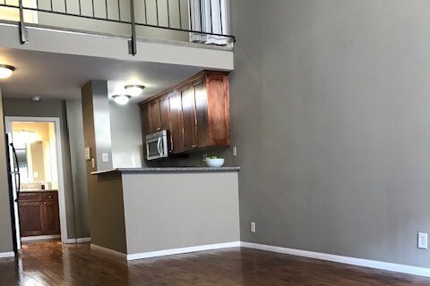 Cocina - 11714 Goshen Ave