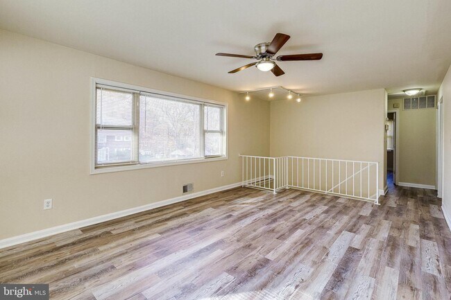 Building Photo - 6227 Virginia Hills Ave