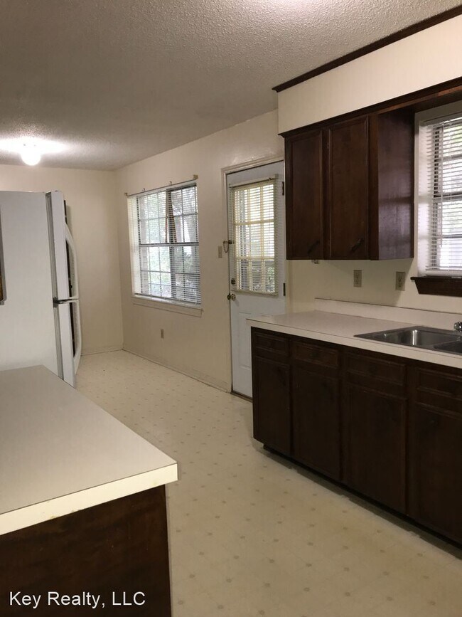 Foto del edificio - 2 br, 1 bath House - 3224-D Elliott St