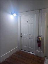 Building Photo - 116 N Broadway St