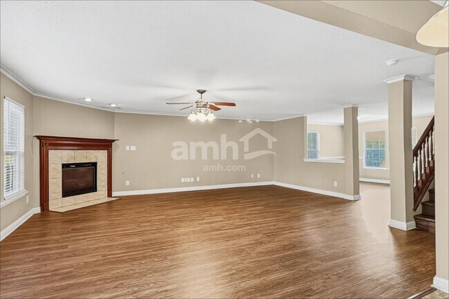 Foto del edificio - 10442 Juniper Breeze Dr