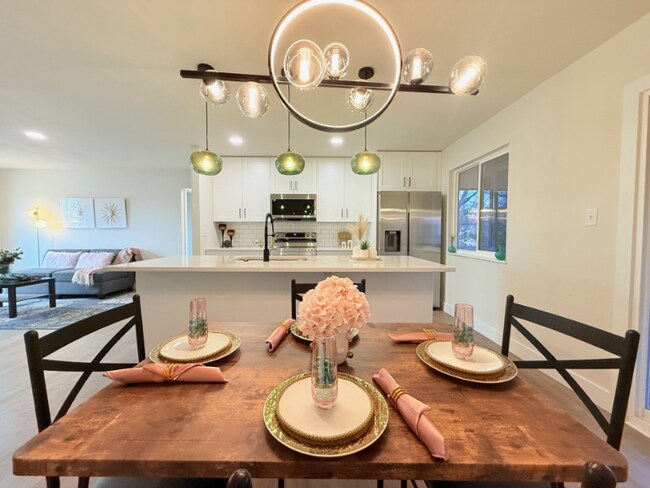 Building Photo - 4770 Newton Dr