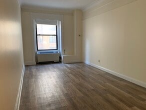 Building Photo - 62 Boylston St