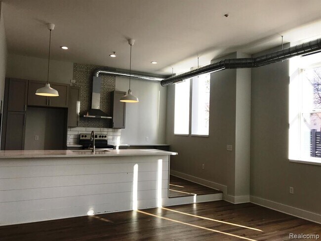 Foto del edificio - 785 Forest St