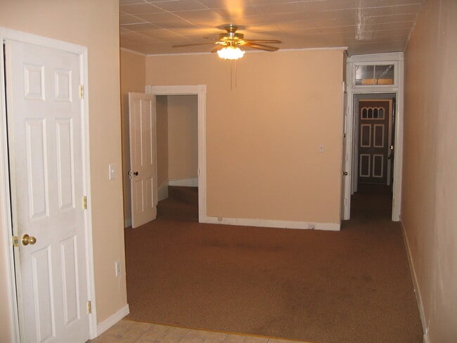 Building Photo - Three-Bedroom Townhome in Remington/Wyman ...