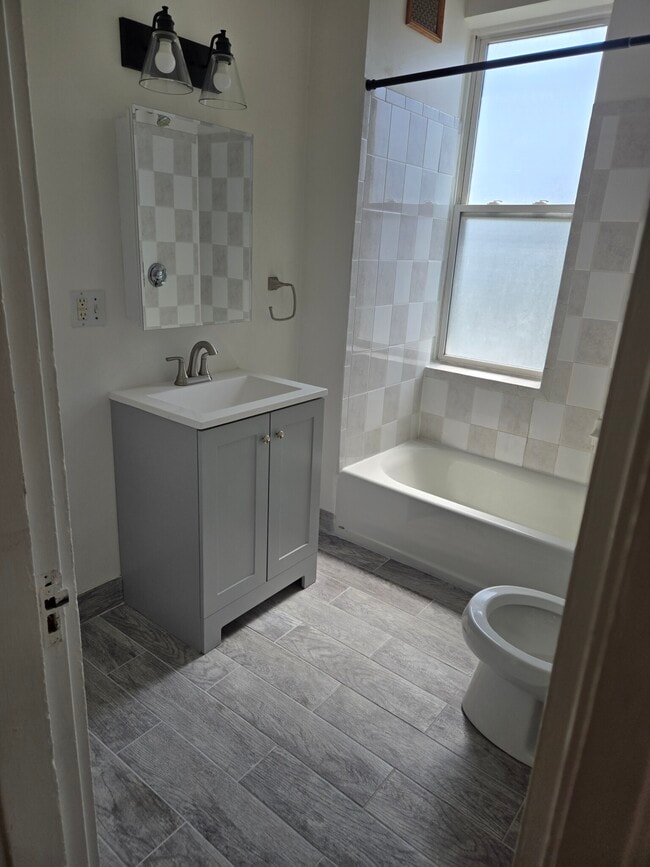 Building Photo - 1185 Commonwealth Ave