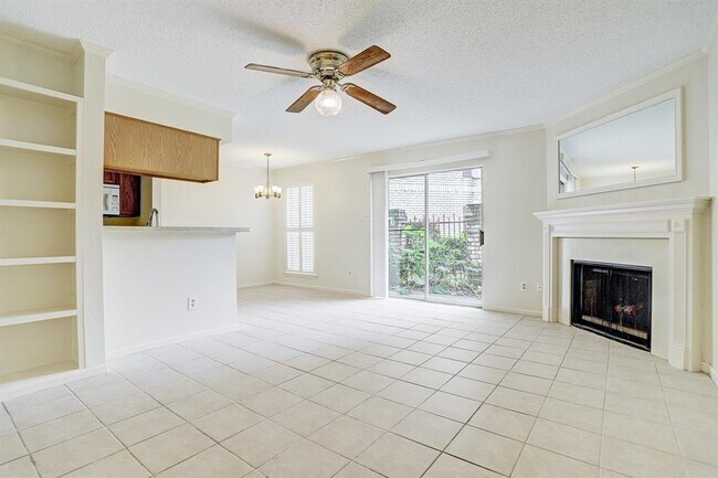Building Photo - 2120 El Paseo St