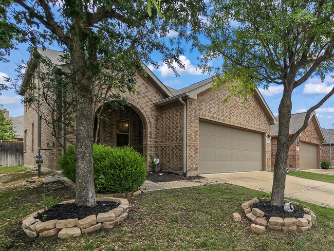 Foto del edificio - 12320 Walden Wood Dr