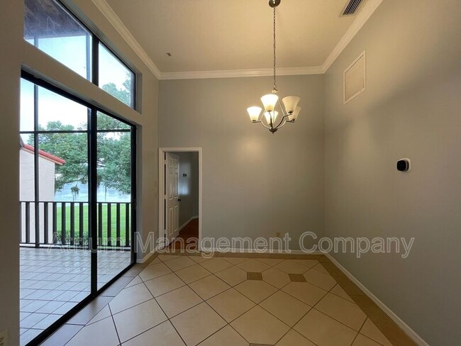 Foto del edificio - 1106 Lake Willisara Cir