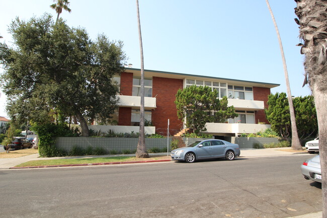 Building Photo - 854 18th St