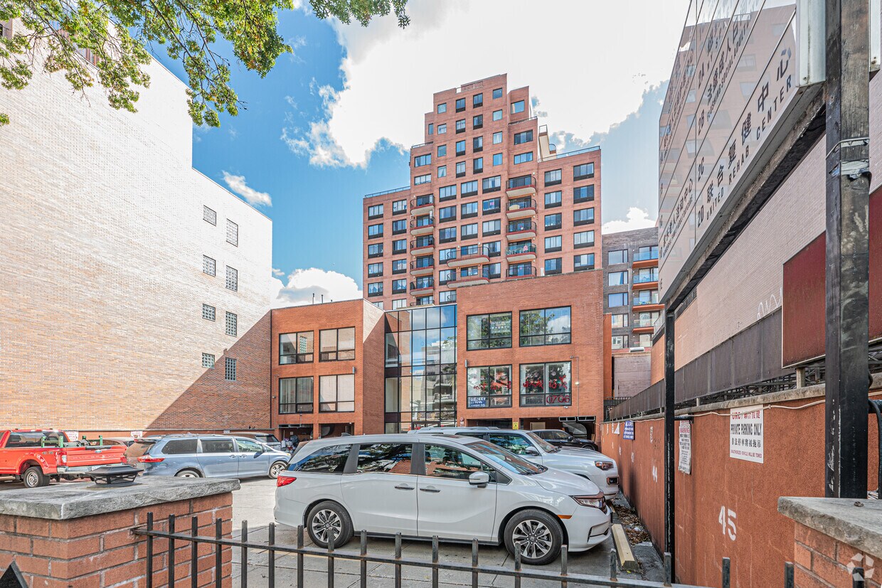 Building Photo - 13228 41st Ave