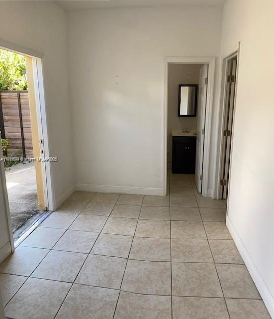 Building Photo - 16314 SW 99th Ct
