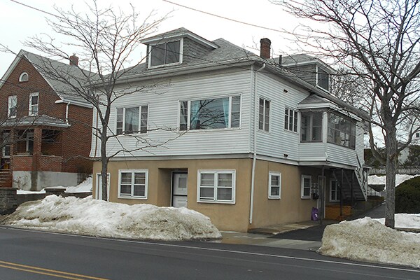 Building Photo - 327 Jefferson Ave