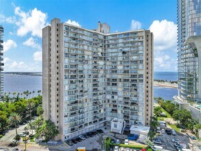 Building Photo - 2451 Brickell Ave