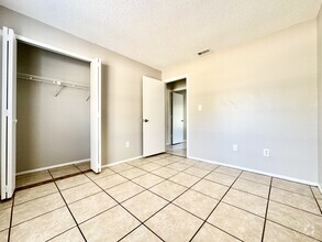 Building Photo - 3269 Clewiston St