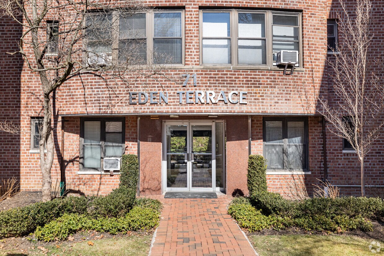 Entrada - Eden Terrace