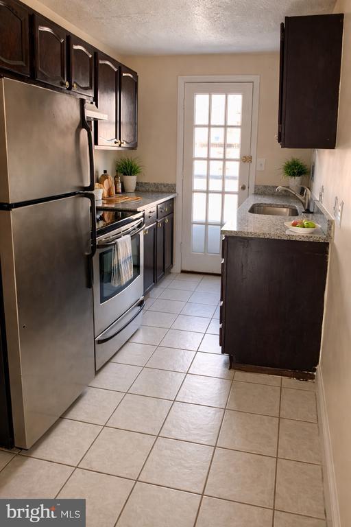 Foto del edificio - 126 Webster St NE