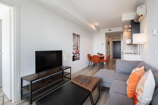 Building Photo - 1417 Avenue Overdale