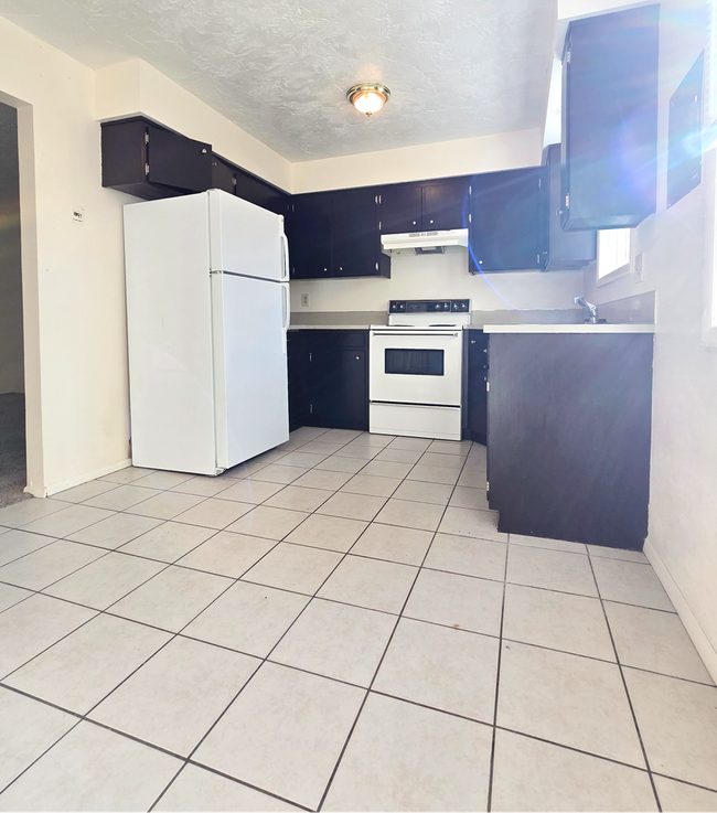 Foto del edificio - 1286 Blaine Ave