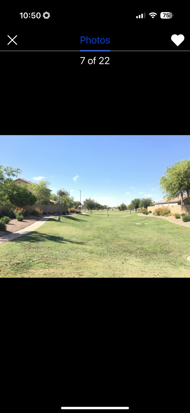Building Photo - 896 E Cherry Hills Dr