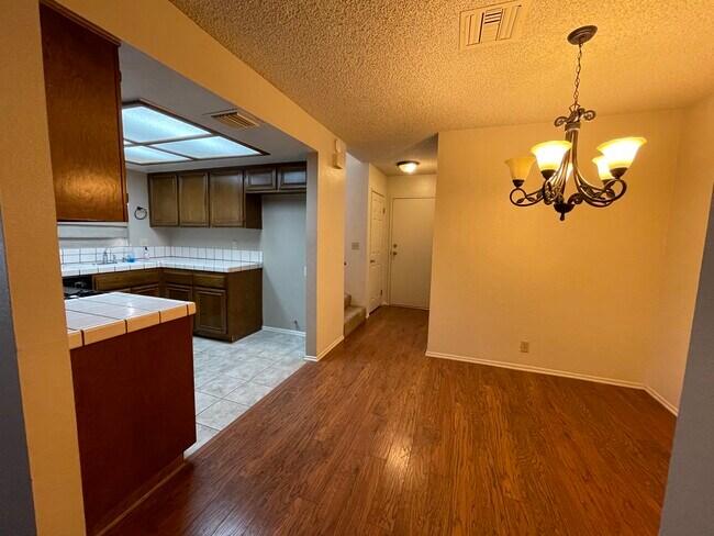 Kitchen and dinning area - 424 W Avenue J5