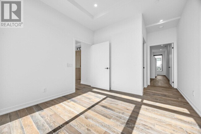 Photo du bâtiment - 759 Queen St E