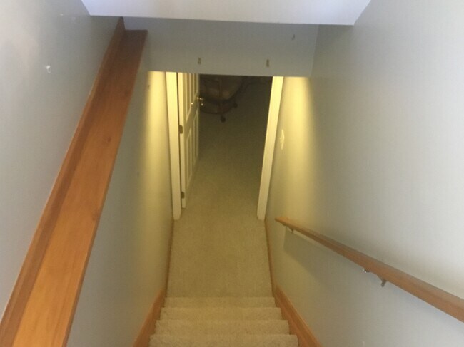 Foto del edificio - 902 Brentford Dr
