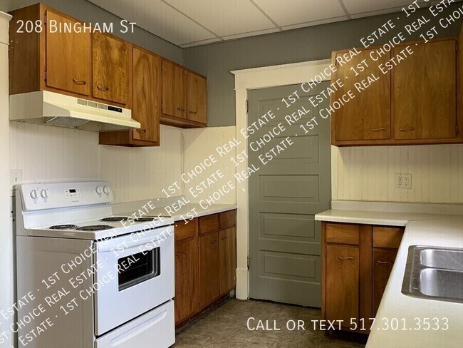 Foto del edificio - 208 Bingham St