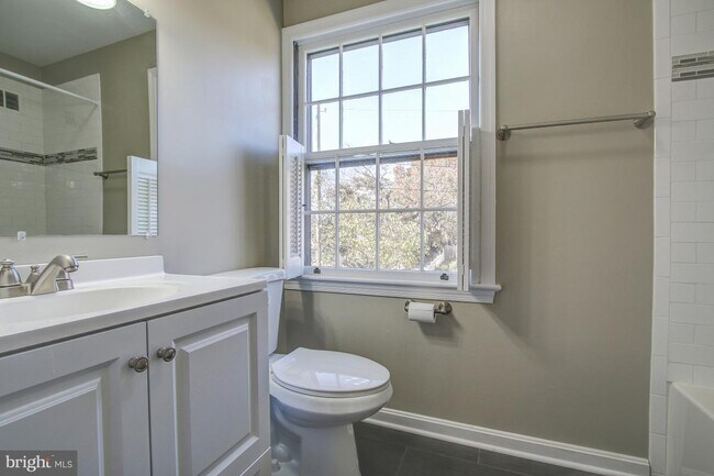 Foto del edificio - 5600 Beam Ct