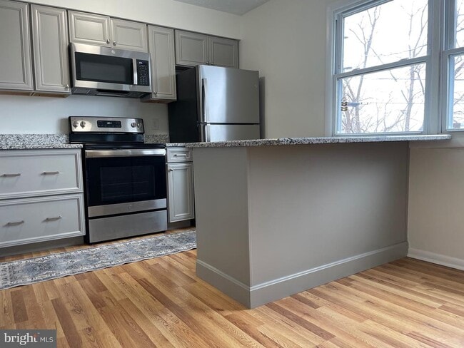 Foto del edificio - 136 Scott St