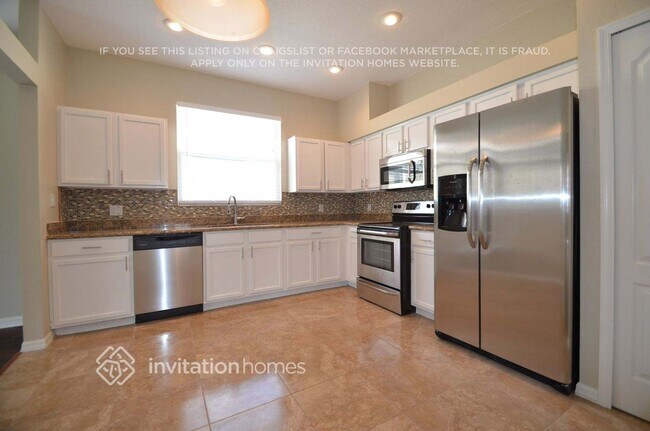 Building Photo - 9325 Hunters Park Way