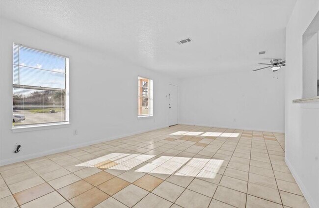 Foto del edificio - 3428 Lantern Ln