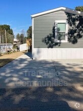 Building Photo - 143 Hubert Dr