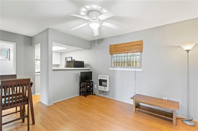 Foto del edificio - 7808 Watson St