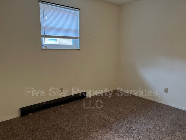 Foto del edificio - 2070 W Washington St