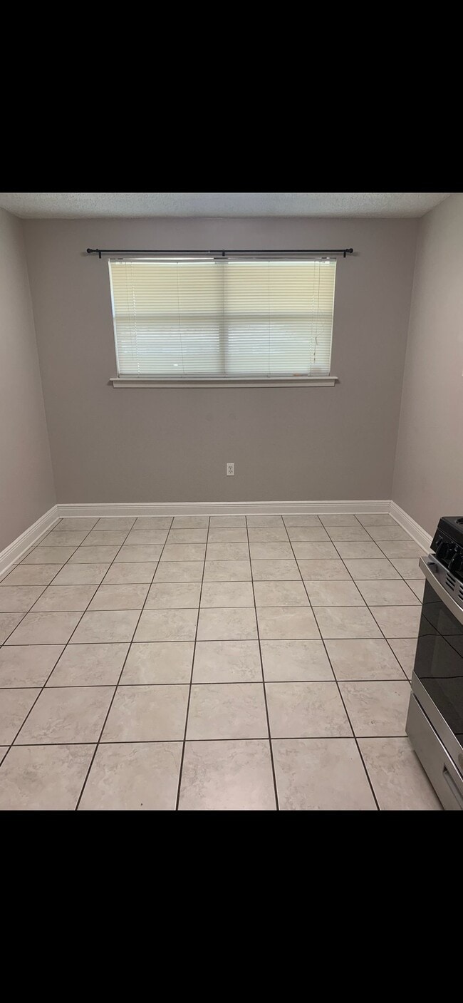 Building Photo - 1226 Gaudet Dr