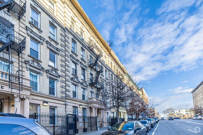 Building Photo - 513-517 W 135th St