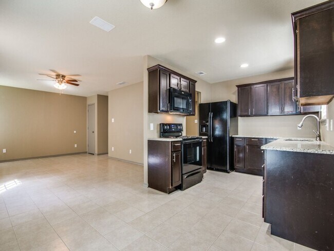 Building Photo - 7716-7718 Sable Lane