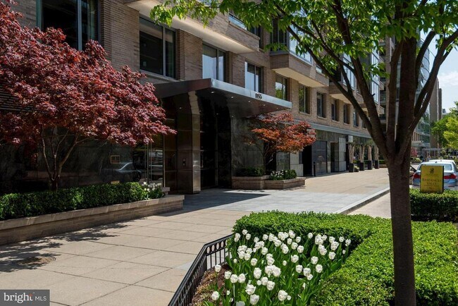Foto del edificio - 1155 23rd St NW