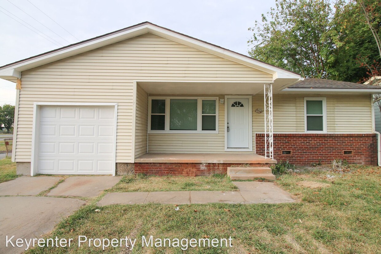 Primary Photo - 4 br, 2 bath House - 1303 E 53rd St N