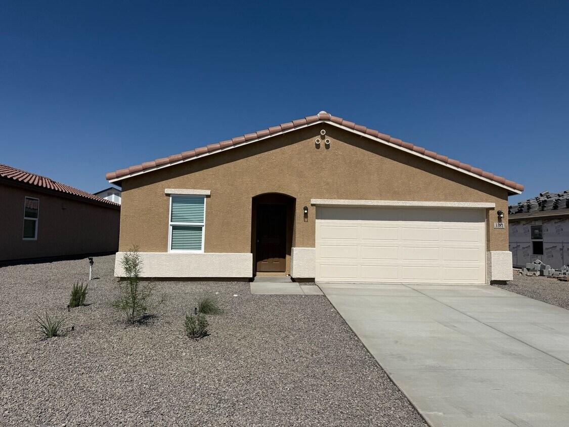 Foto principal - Brand New 3 Bedroom 2 Bathroom Home