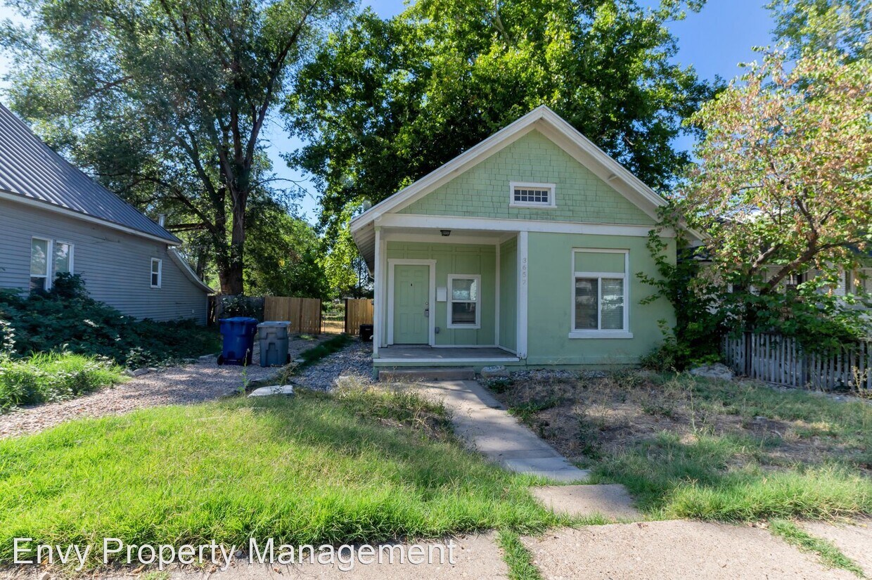 Primary Photo - 3 br, 1 bath House - 3657 Adams Avenue