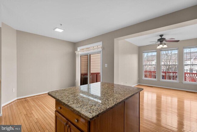 Foto del edificio - 2133 Bexley Dr