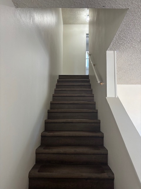 Foto del edificio - 1125 Laurel Ln